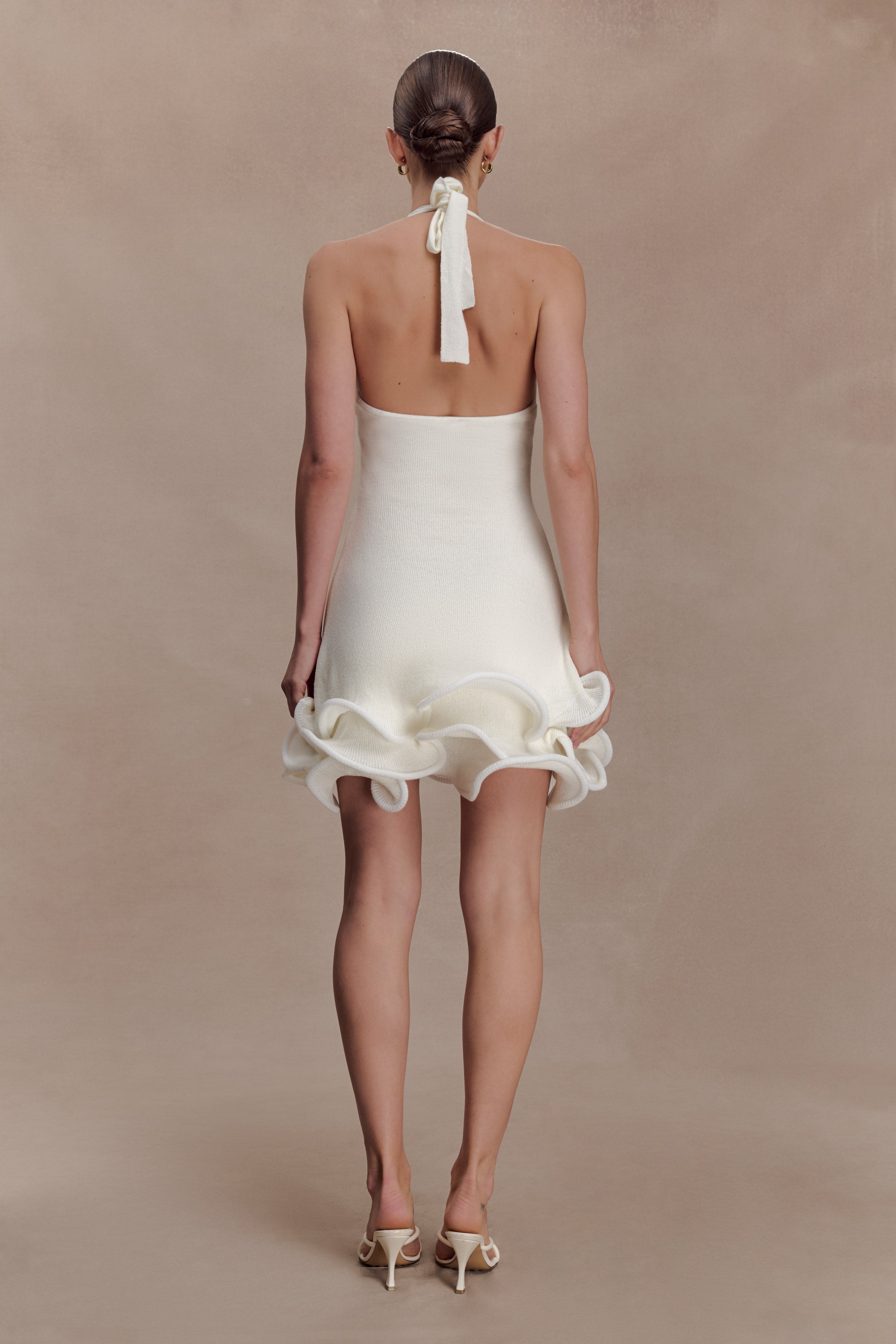 Willowmena Halter Neckline Mini Dress With Tubed Hem - White