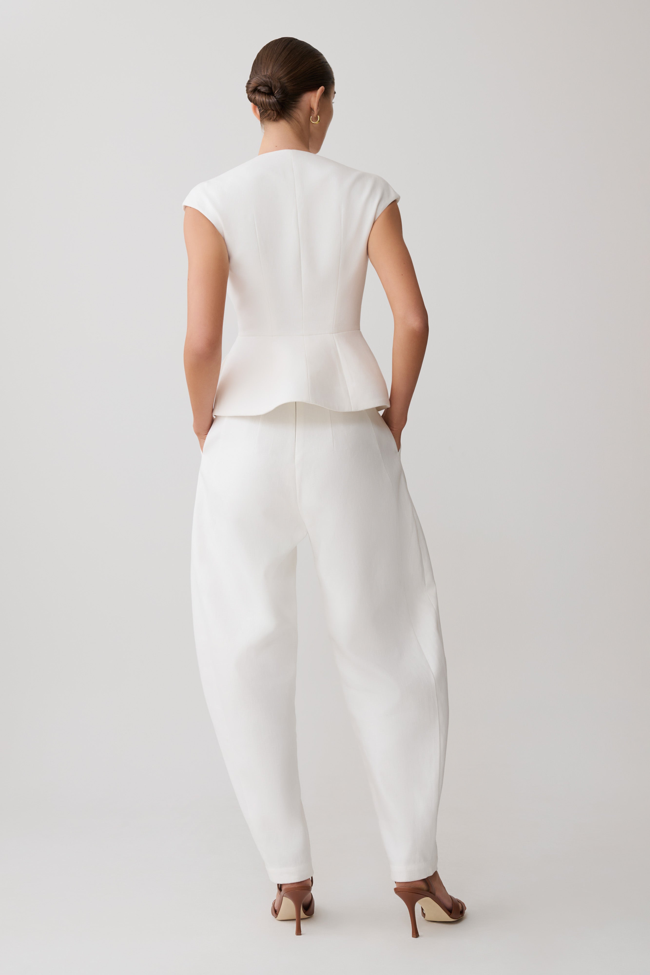 Oriana Linen Oversize Pants - White